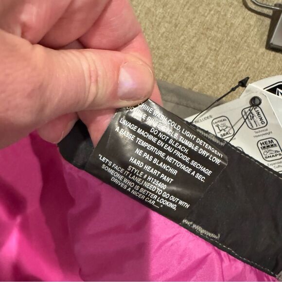 NWT Volcom HARD HEART PANT STYLE # H125400 Women’s Snowboard Pants L - Picture 12 of 12